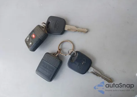 2000 Ford F-150 Lariat/Work Series/Xl/Xlt from USA, damaged, VIN 1FTRX18LXYNC02978